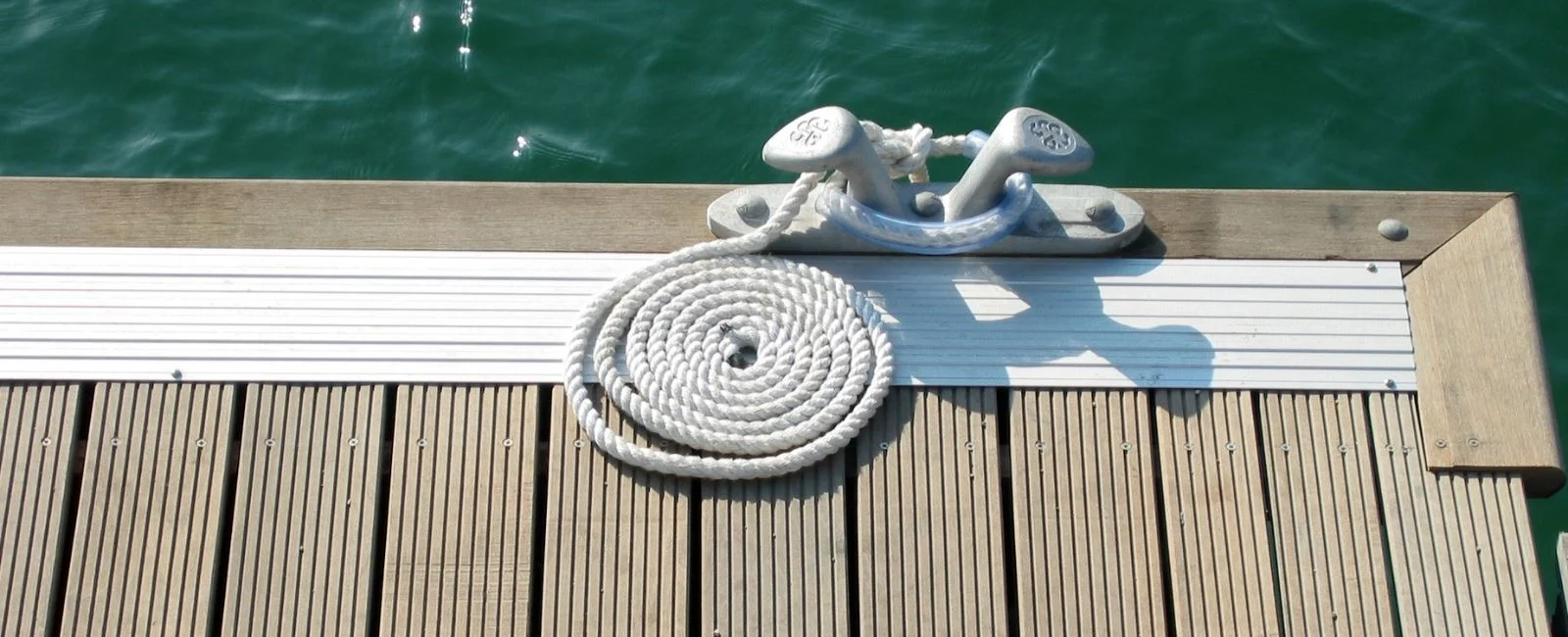 Dock and cleat